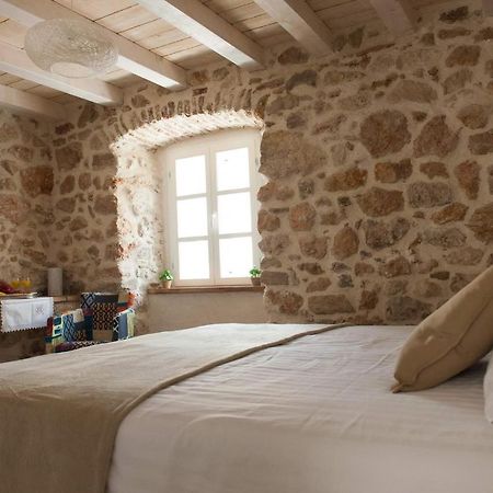 Sobe Bile Bed and Breakfast Pag Town Buitenkant foto