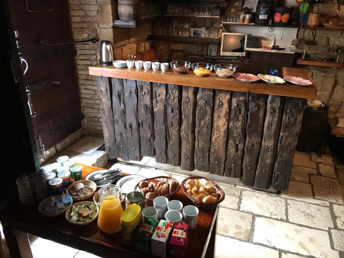 Sobe Bile Bed and Breakfast Pag Town Buitenkant foto