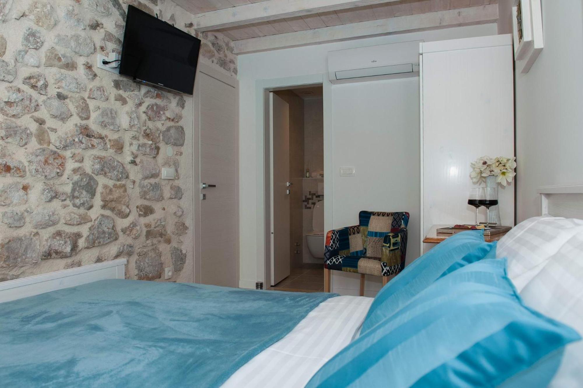 Sobe Bile Bed and Breakfast Pag Town Kamer foto