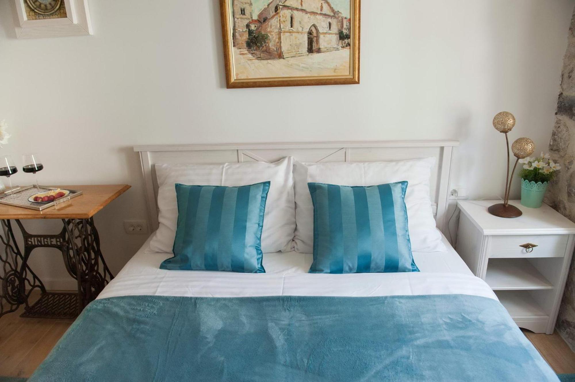 Sobe Bile Bed and Breakfast Pag Town Kamer foto